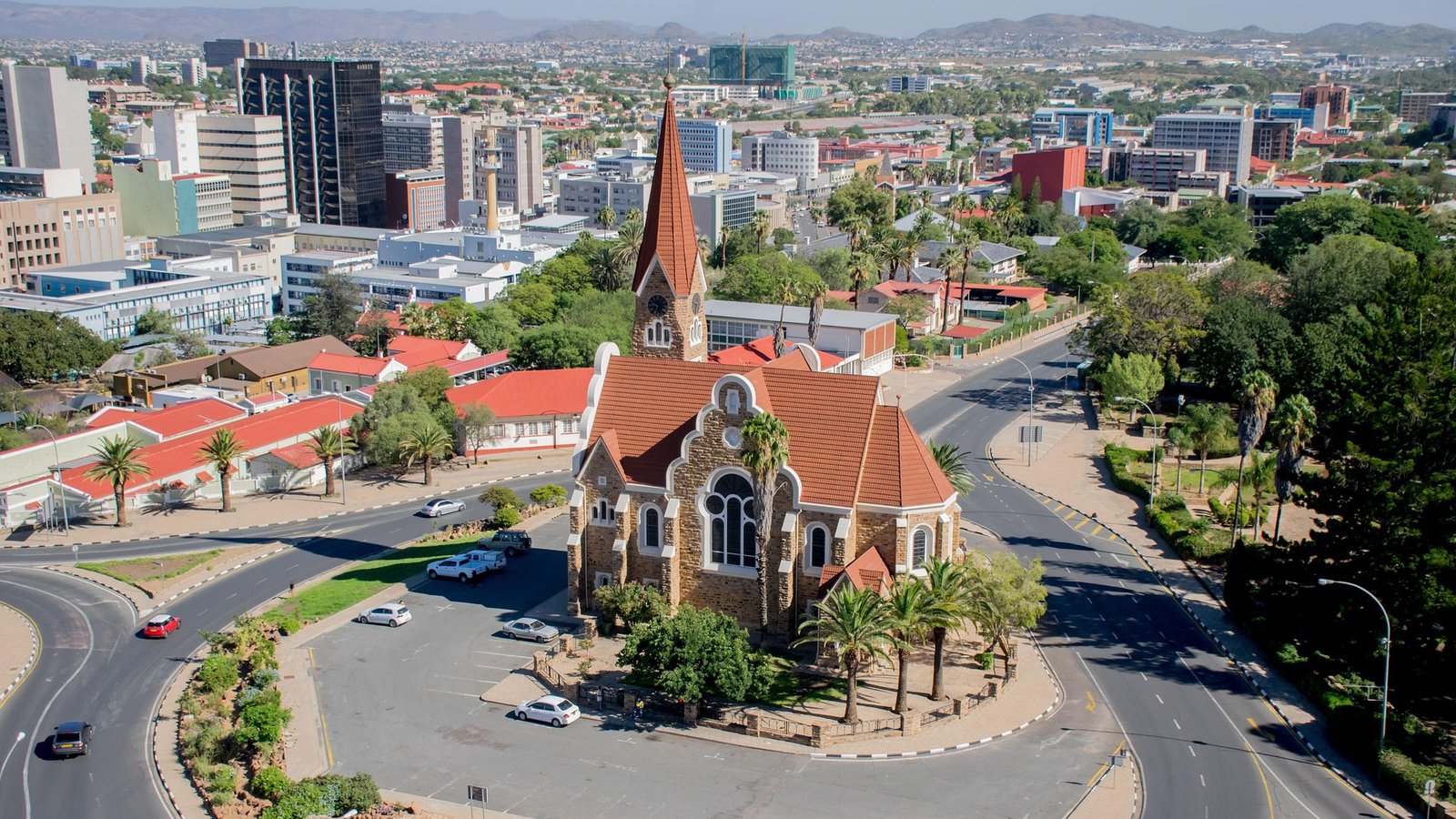 windhoek-christuskirche-cbd-ranges-featured-16x9